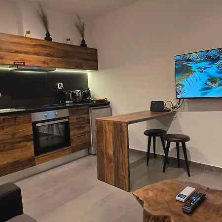 Άνετο Διαμέρισμα Στο Κέντρο Της Θεσσαλονίκης *