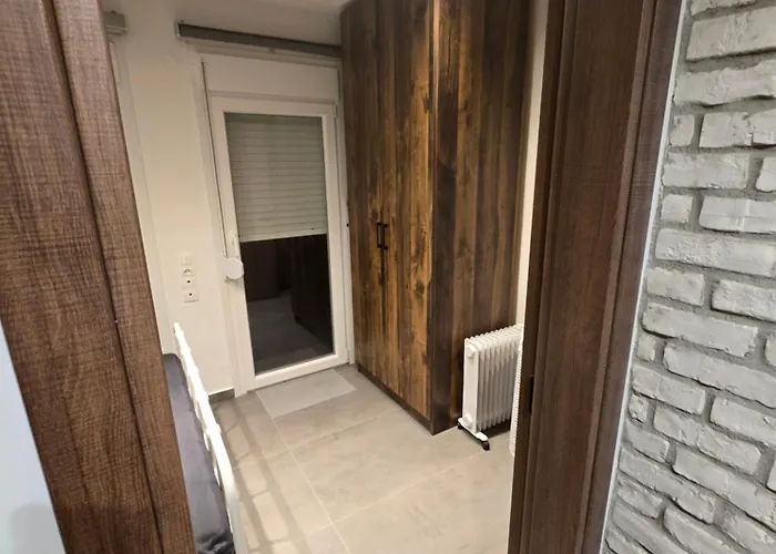 άνετο στο κέντρο της θεσσαλονίκης * Tessalónica